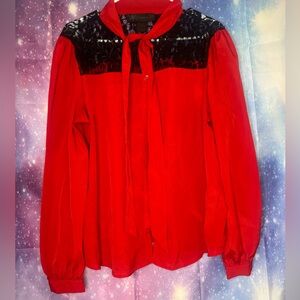Kardashian kollection red blouse 🛍